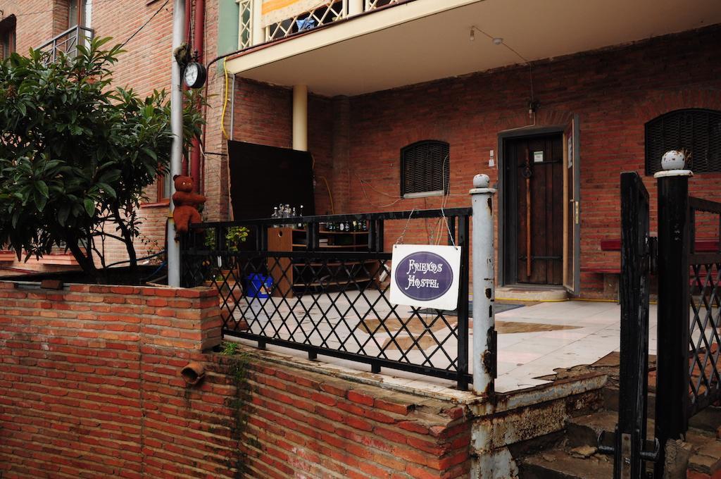 Tbilisi Friends Hostel Bagian luar foto