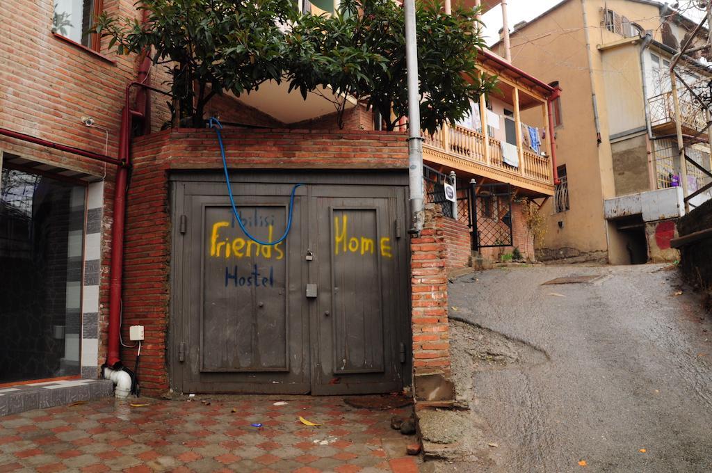 Tbilisi Friends Hostel Bagian luar foto