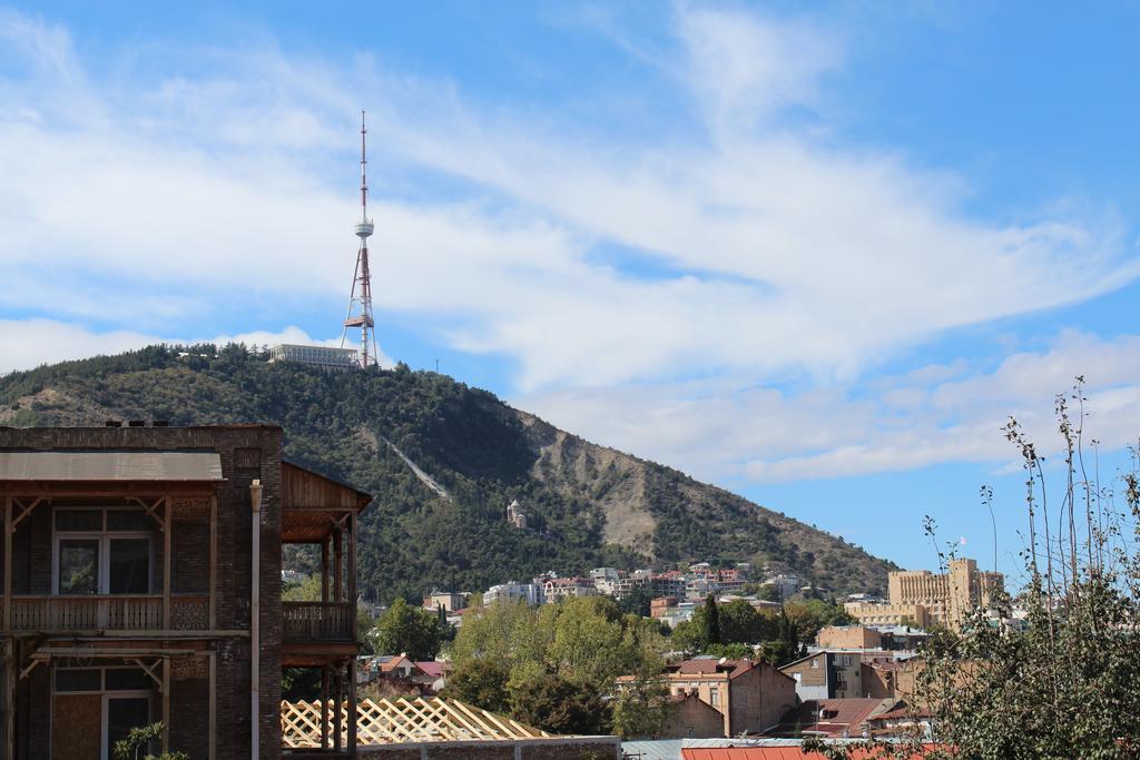 Tbilisi Friends Hostel Bagian luar foto